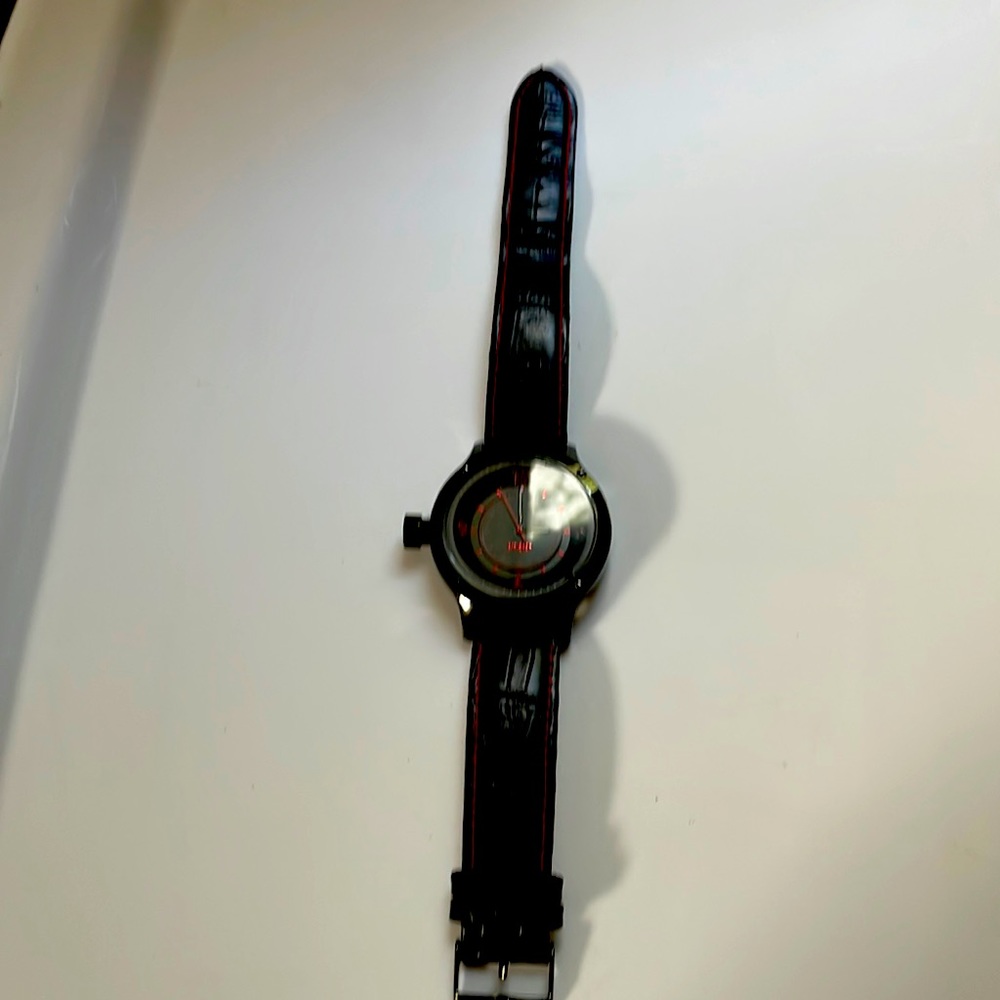 FLUID watch - Picture 2 of 4